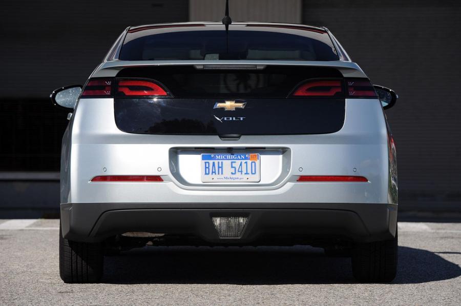  Chevrolet Volt 2011 года  (фото 98 из 356)